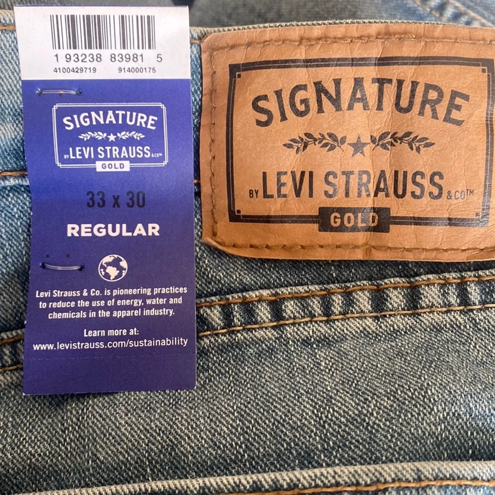 (B51) Signature Levi’s Strauss Regular Fit Flex Performance Jeans, Sz 33/30, NWT